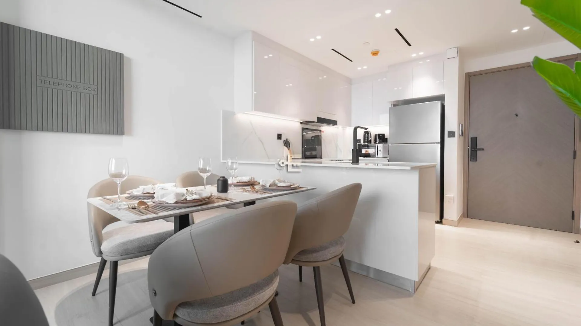 Everluxe Luxurious 1 Bedroom Binghatti Corner Jvc Dubai