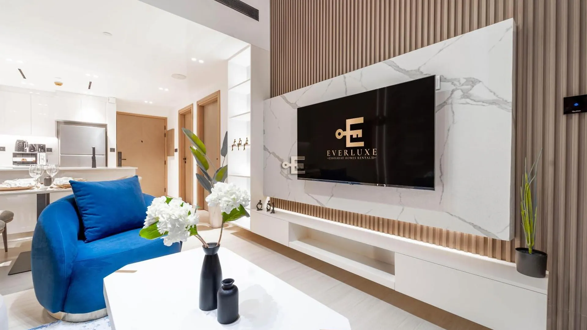 Everluxe Luxurious 1 Bedroom Binghatti Corner Jvc Dubai 0*,