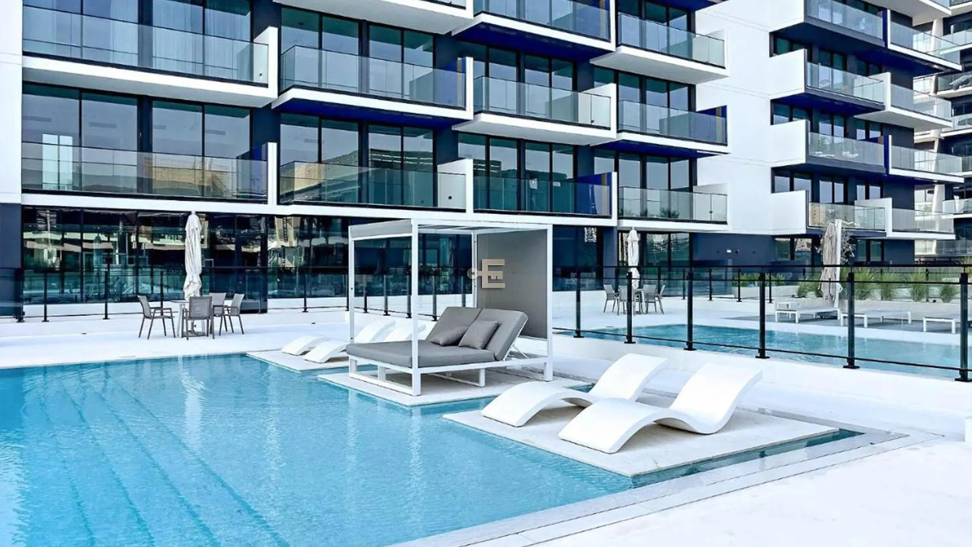 Apartment Everluxe Luxurious 1 Bedroom Binghatti Corner Jvc Dubai